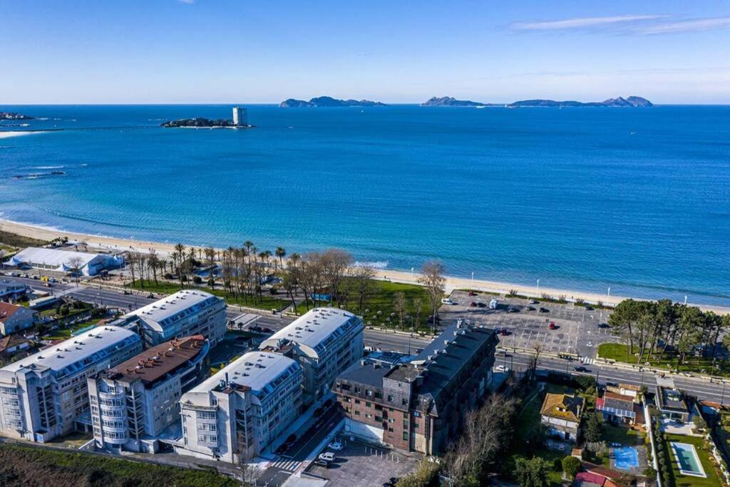 Apartamentos En Playa De Samil Primera Linea De Playa Pe Na Areia Vigo Bagian luar foto