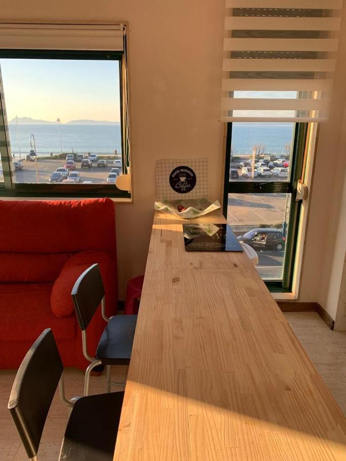 Apartamentos En Playa De Samil Primera Linea De Playa Pe Na Areia Vigo Ruang foto